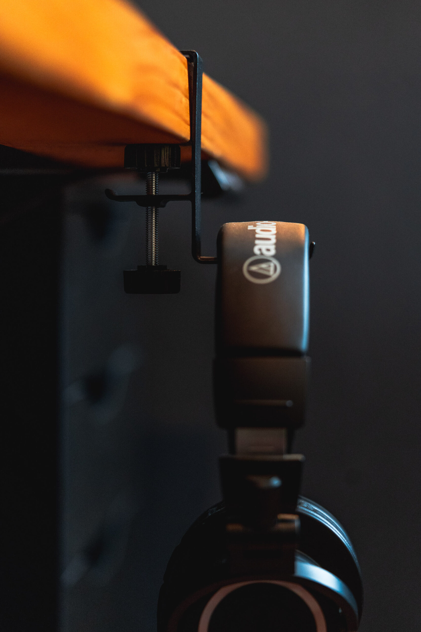 Soporte Audífonos Desk - Imagen 7